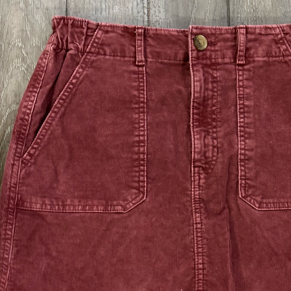 American Eagle Mini Skirt - Picture 2 of 10